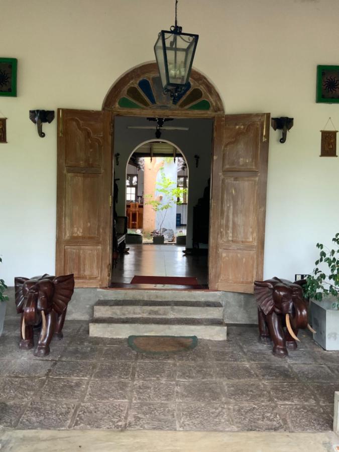 Lali Villa & Fruit Garden Galle Exterior foto
