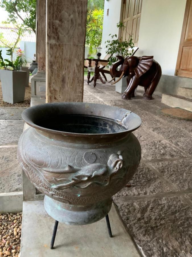 Lali Villa & Fruit Garden Galle Exterior foto